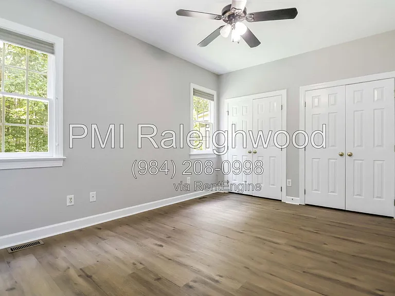 301 Perry Creek Dr — Photo 12