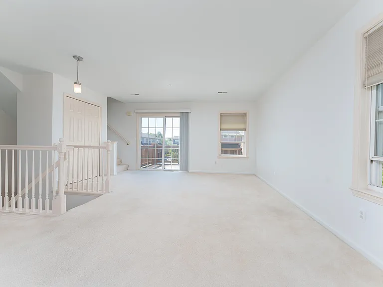 2889 Barclay Way — Photo 7