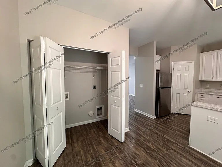 424 Alero Rd — Photo 18