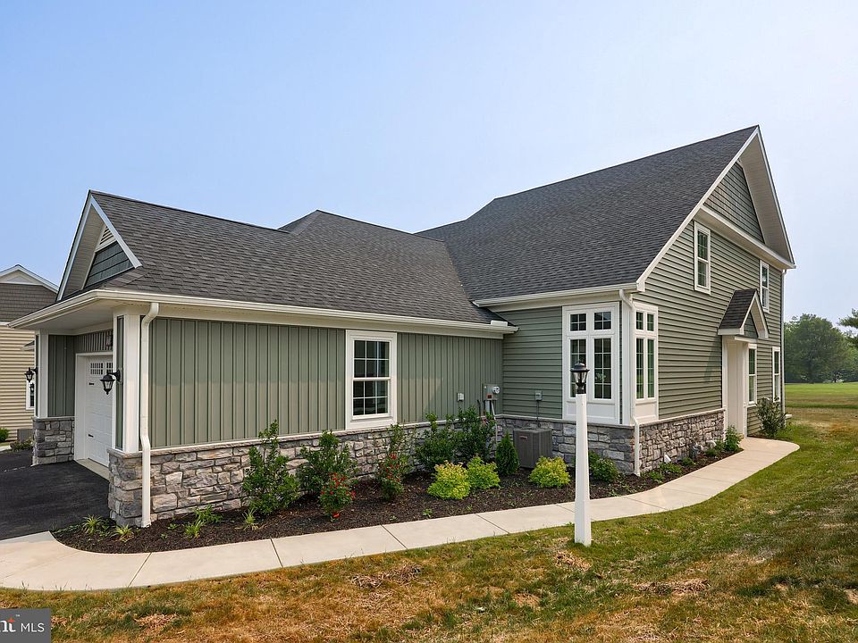 1st image of 102 Maguire Ct #60