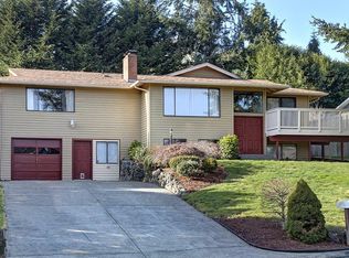 1414 Woodside Dr, Fircrest, WA 98466