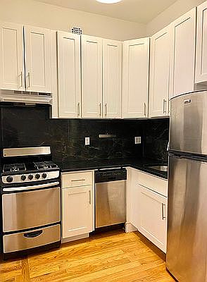 1st image of 11 Maiden Ln #6AA