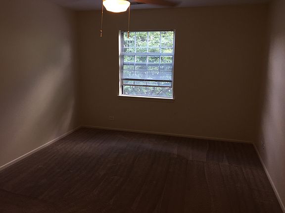 3rd image of 67 Larch Ct Unit 201Z2