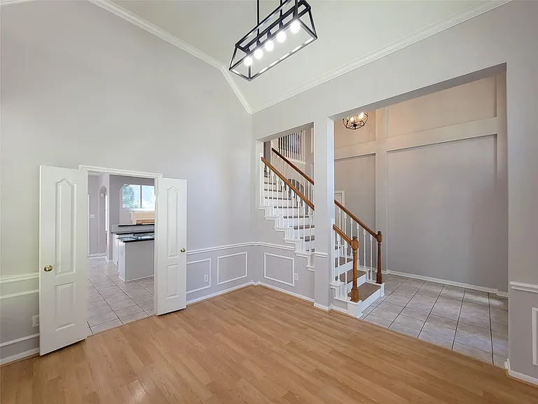 9410 Barretts Glen Ct — Photo 6