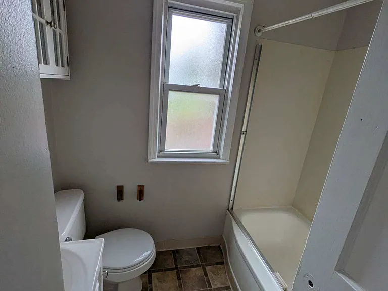 21113 Watson Maple Hts — Photo 5