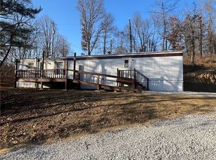 64534 Bobs Run Rd, Cambridge, OH 43725