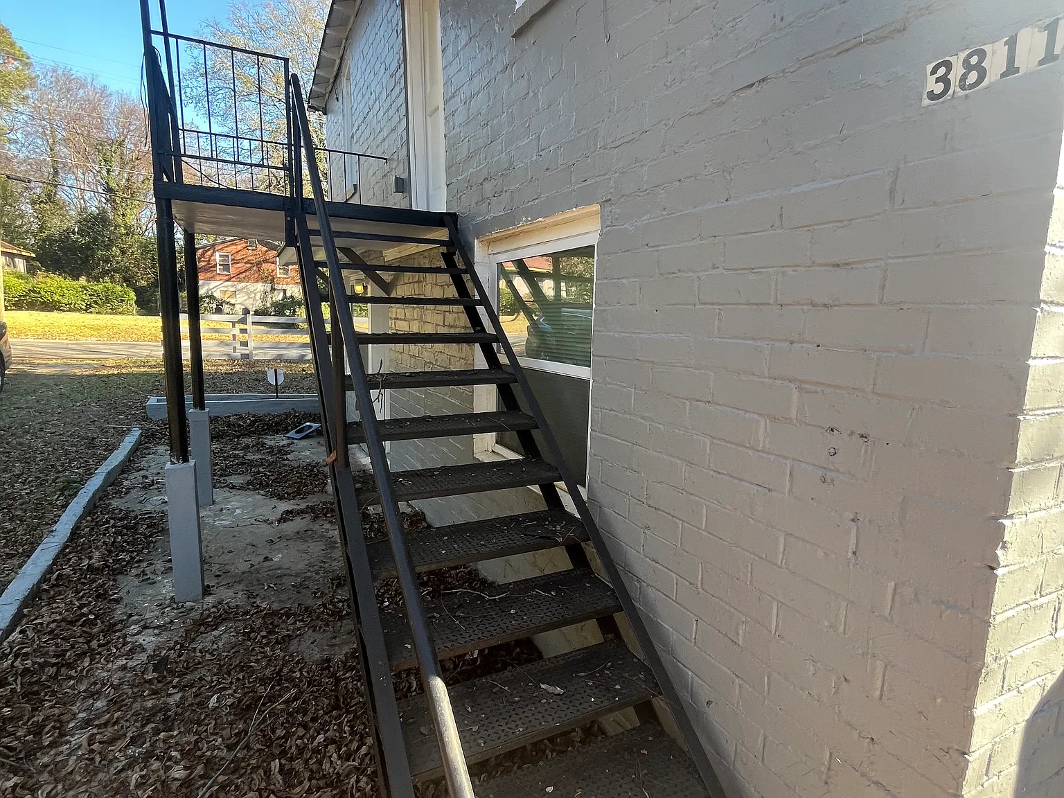2 bed, 770 sqft, $890 — Photo 2