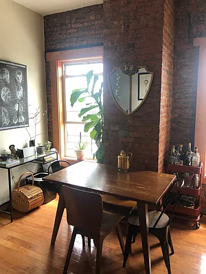 Rented by The Hamilton Group | media 4