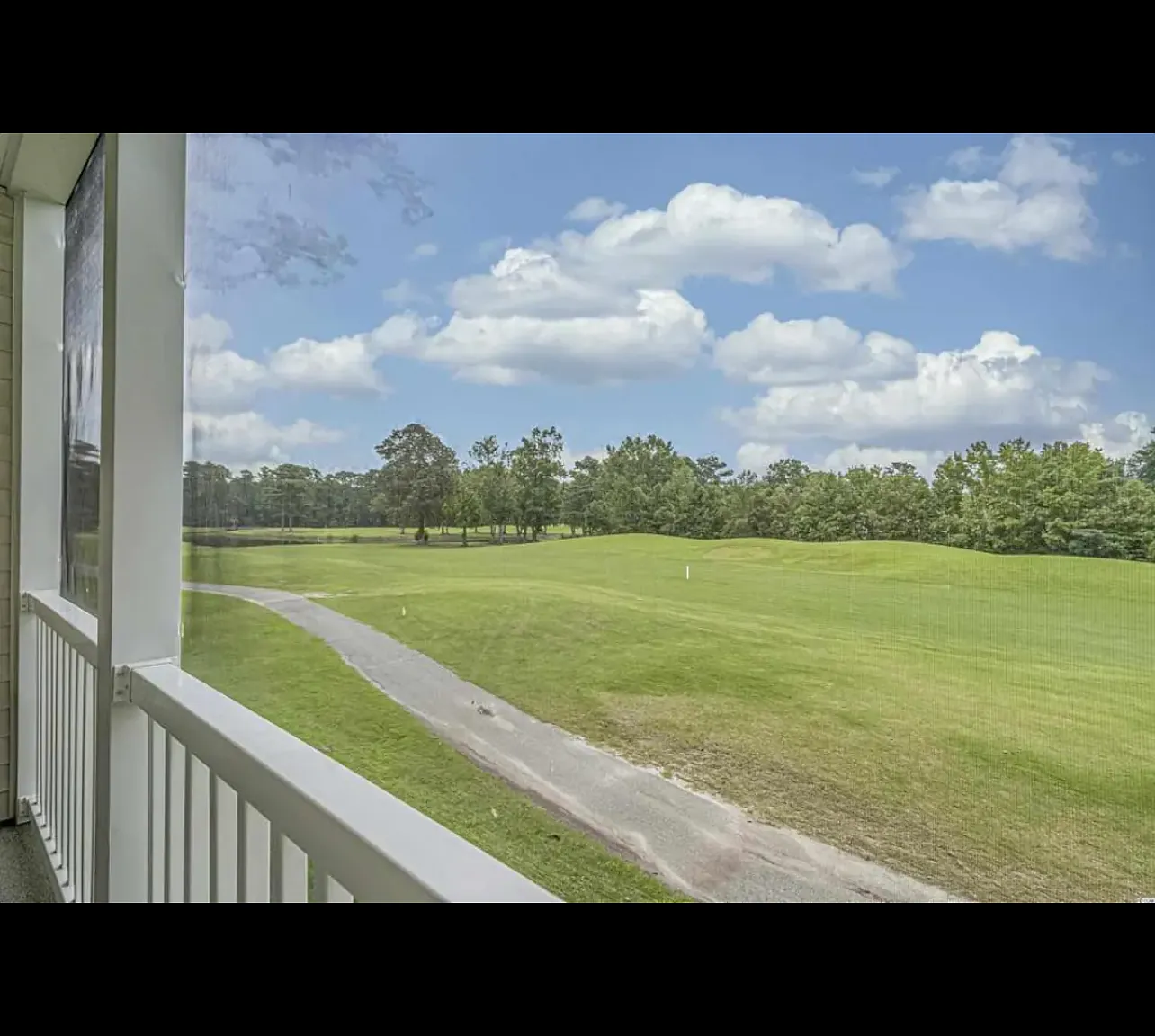 636 River Oaks Dr — Photo 2