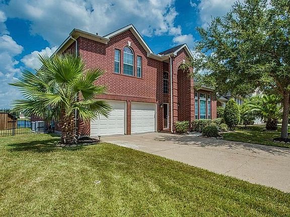 2nd image of 3926 Golden Shores Dr