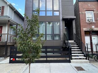 2137 W Ohio St #2, Chicago, IL 60612