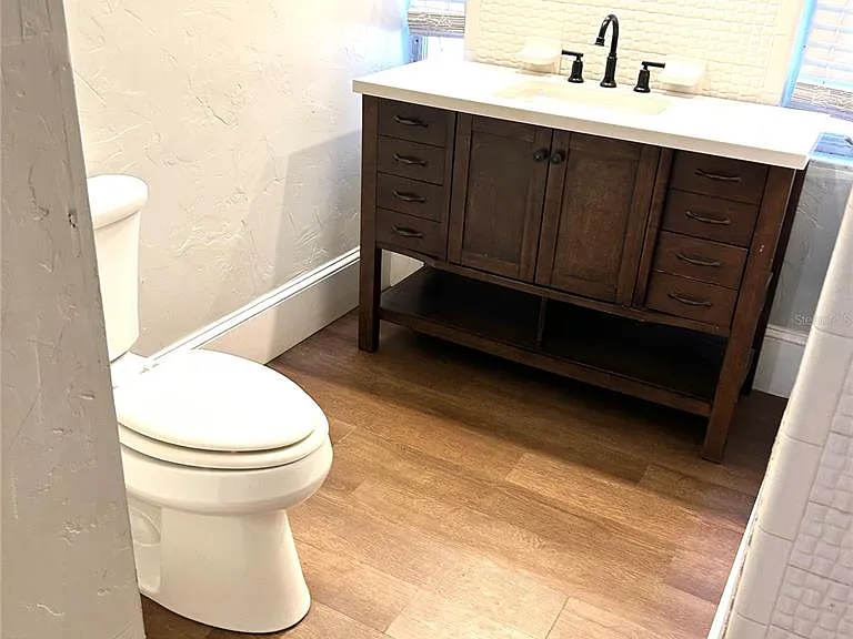2152 Greenbriar Blvd — Photo 25