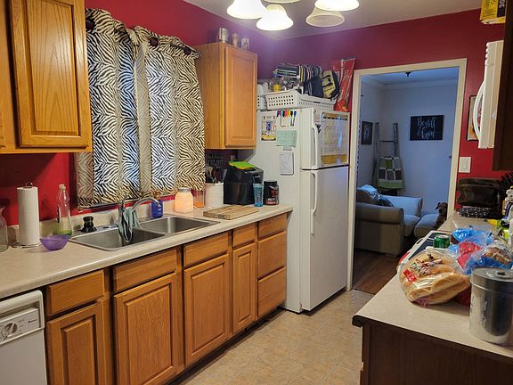 4th image of 811 N 1st St