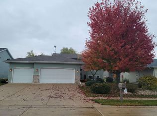 3725 Jackson Ave, Spirit Lake, IA 51360