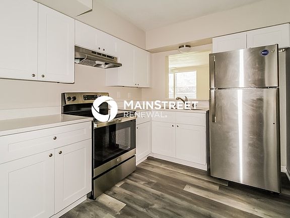 4th image of 3108 Pembrook Dr