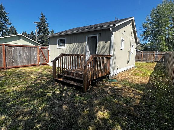 2nd image of 9710 Croft St S