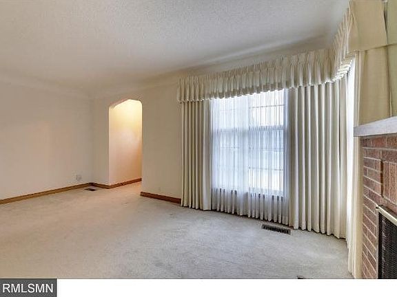 3rd image of 3014 Stinson Boulevard N