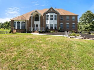 5 Rue Ct, Millstone Township, NJ 08535