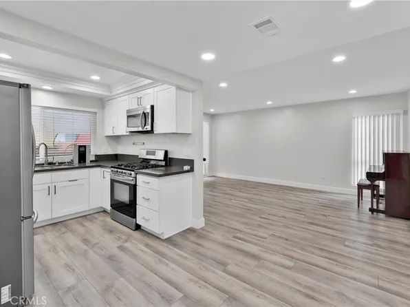 2310 Conejo Ln #34, Fullerton, CA 92833