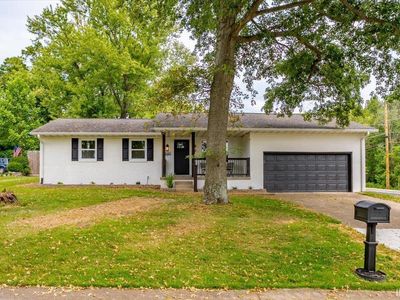 1988 Alan Ln, Newburgh, IN, 47630