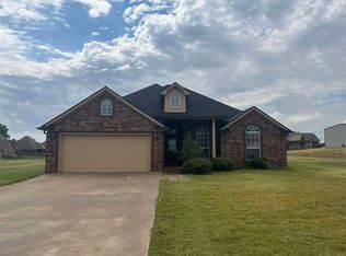 31 NE Jack Rabbit Dr, Fletcher, OK 73541