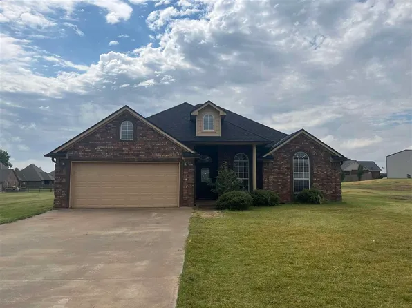 31 NE Jack Rabbit Dr, Fletcher, OK 73541
