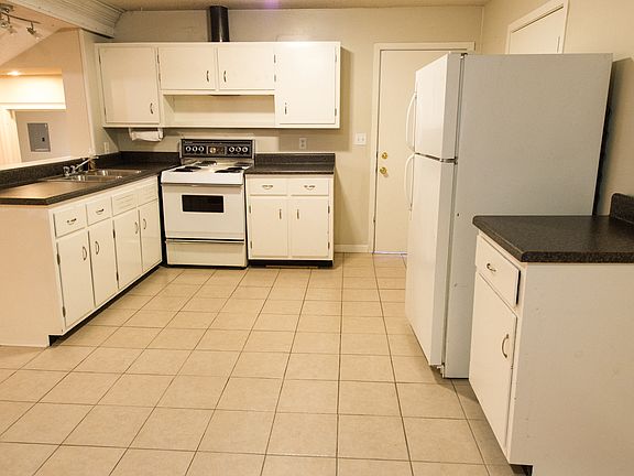 5th image of 4205 Saundralane Dr NW
