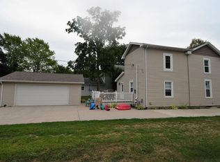206 W Main St, Lisbon, IA 52253