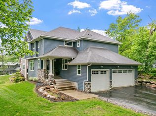 1756 Lafayette Ln, Mound, MN 55364