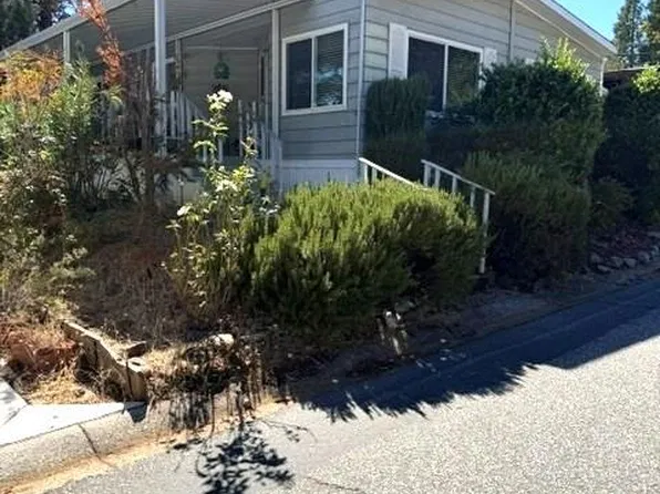 10200 Grinding Rock Dr, Grass Valley, CA 95949