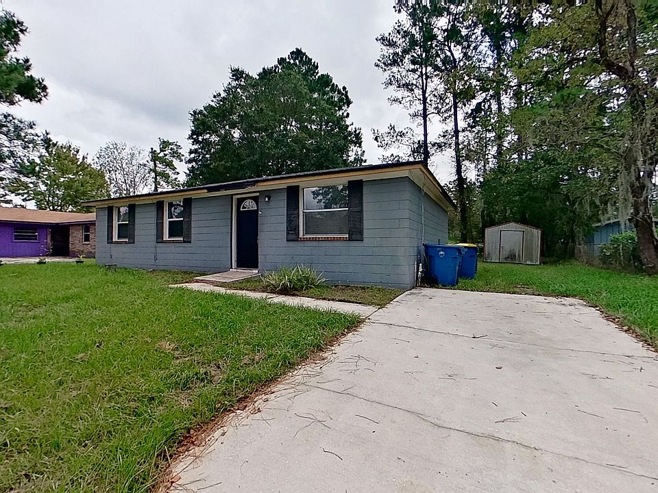 1st image of 11717 Kingfisher Ln E