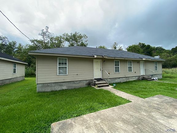 2nd image of 443 Idlewild Dr