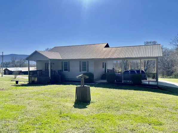 1282 E Roarks Cove Rd, Decherd, TN 37324