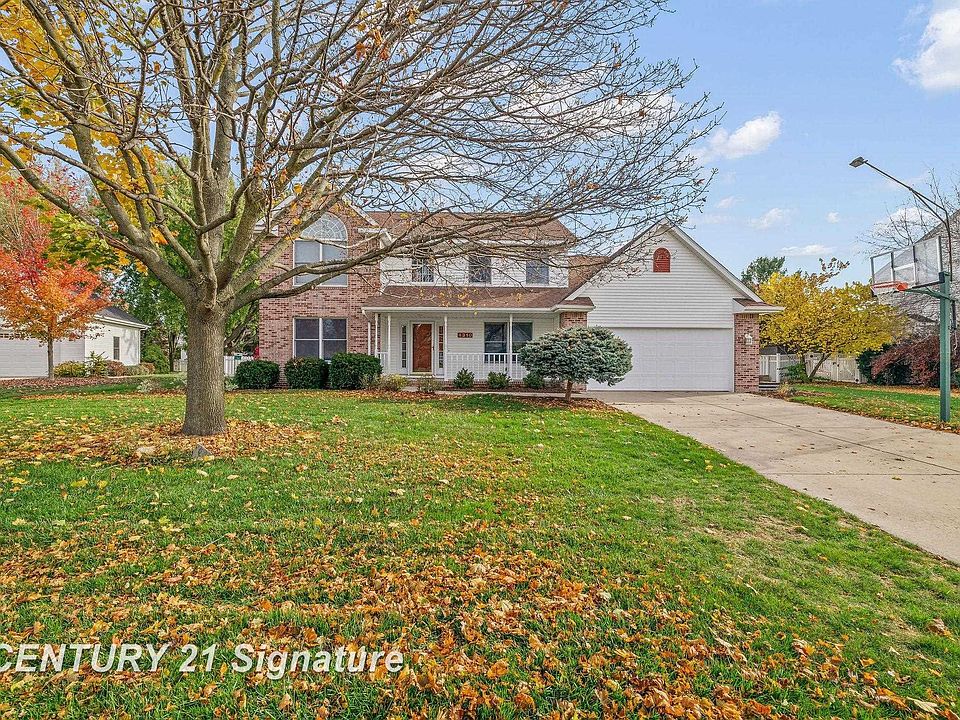 1st image of 4310 Woodview Dr E
