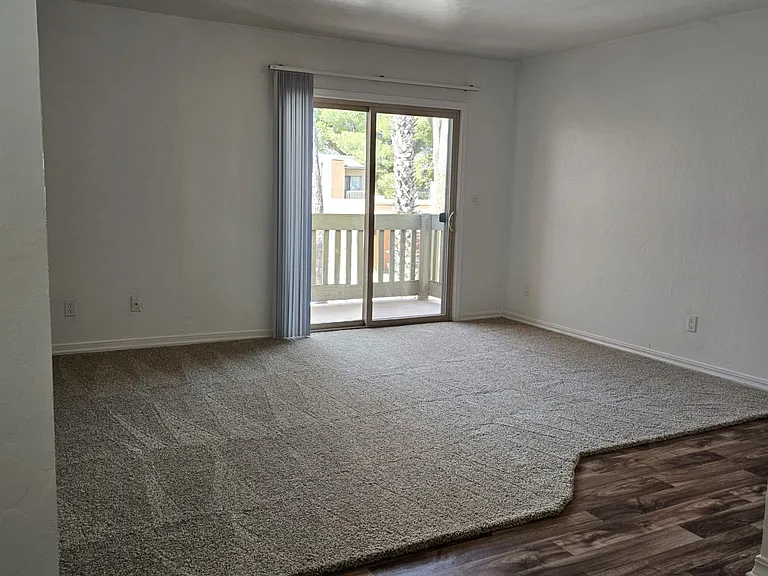 Pantano Villas Apartments — Photo 37