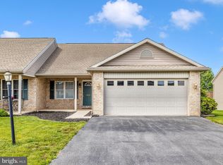 262 Lantern Ln, Chambersburg, PA 17201