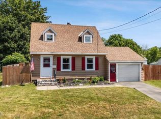 203 E Decker St, Johnstown, NY 12095