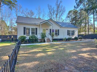 120 Parkwood Cir, Walterboro, SC 29488