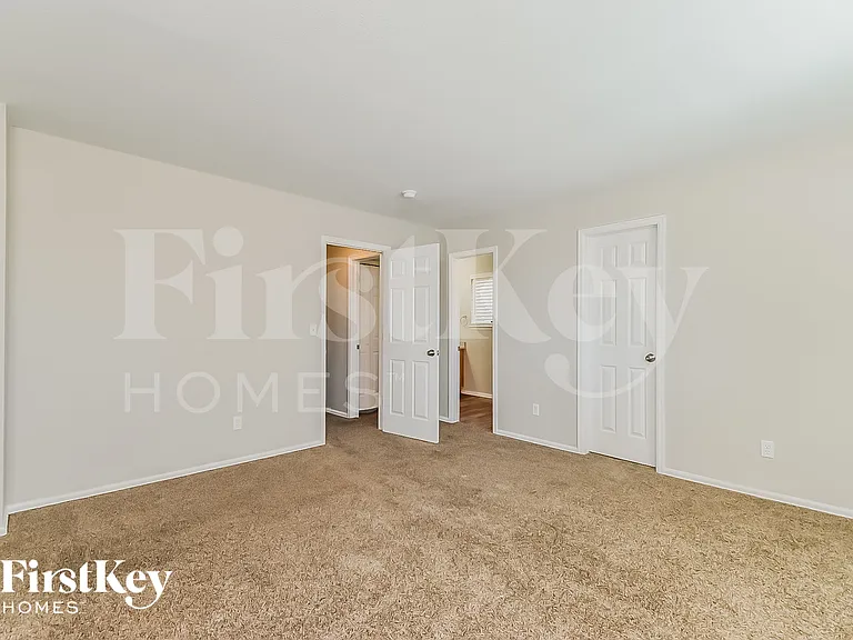 4663 Bittercreek Dr — Photo 11