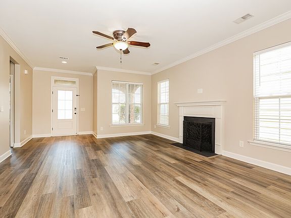 4th image of 2439 Cason Ln