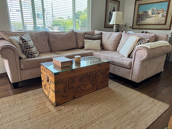 5th image of 358 La Perle Pl