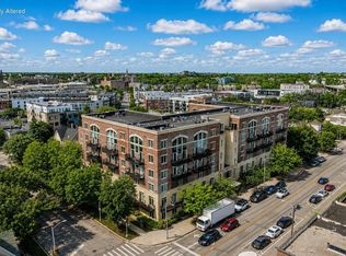 Lyon Court, Milwaukee, WI 53202
