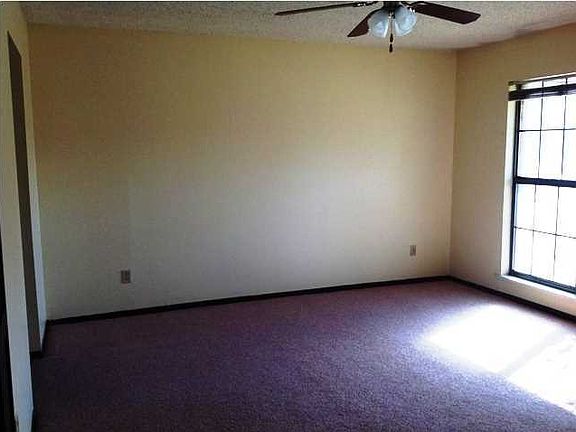 2nd image of 122 Pamela Dr