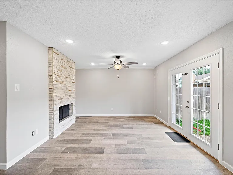 14256 Misty Meadow Ln — Photo 6