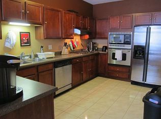 1115 Loganbury Ct, Elgin, IL 60120