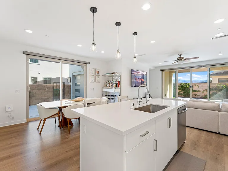 35722 McCarthy St — Photo 9