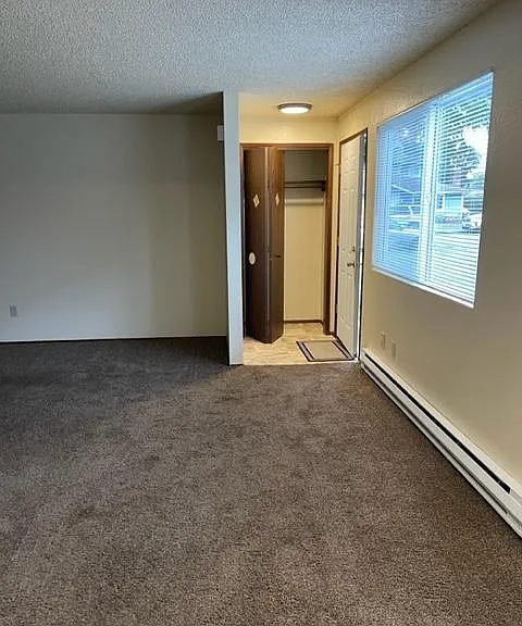 1275 Woodgate Ave #2 — Photo 3