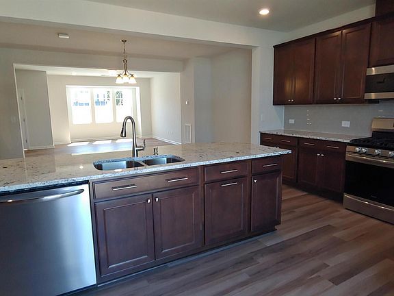 4th image of 2953 Sunflower Rd