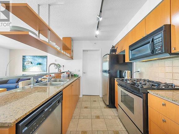 3rd image of 1438 Richards St #2607