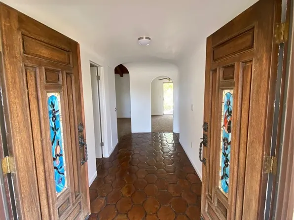 5926 Avenue Juan Bautista, Riverside, CA 92509